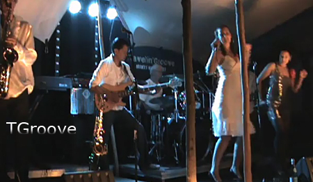 Rollo Walian:bass with TGroove