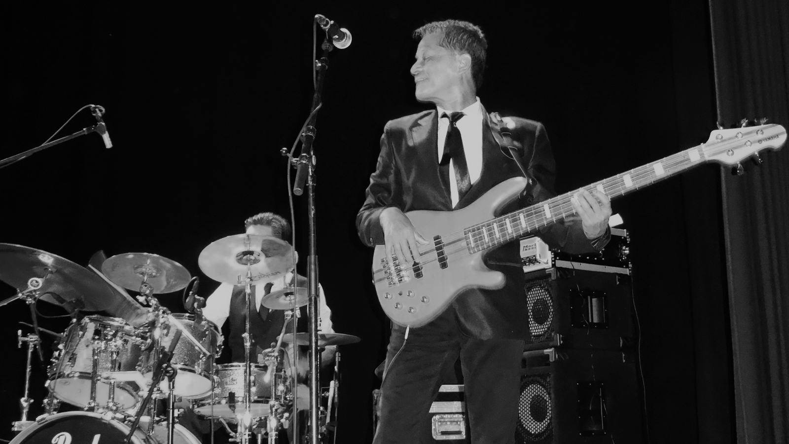 Rollo Walian - bass